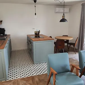 Apartment Krista, Medveja